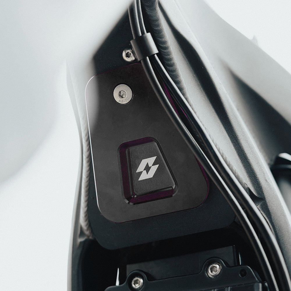 Horn Delete Airtag™ Mount 3