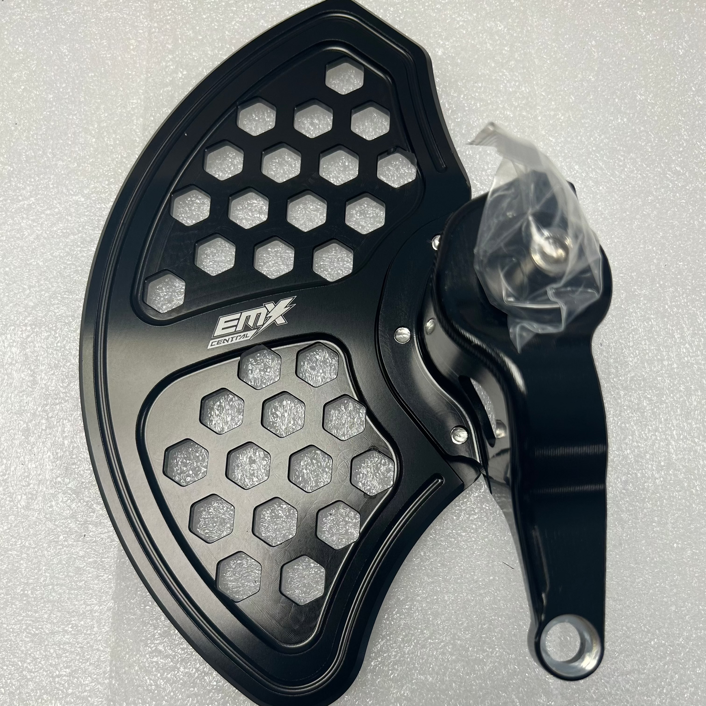 Ultra Bee Front disc guard