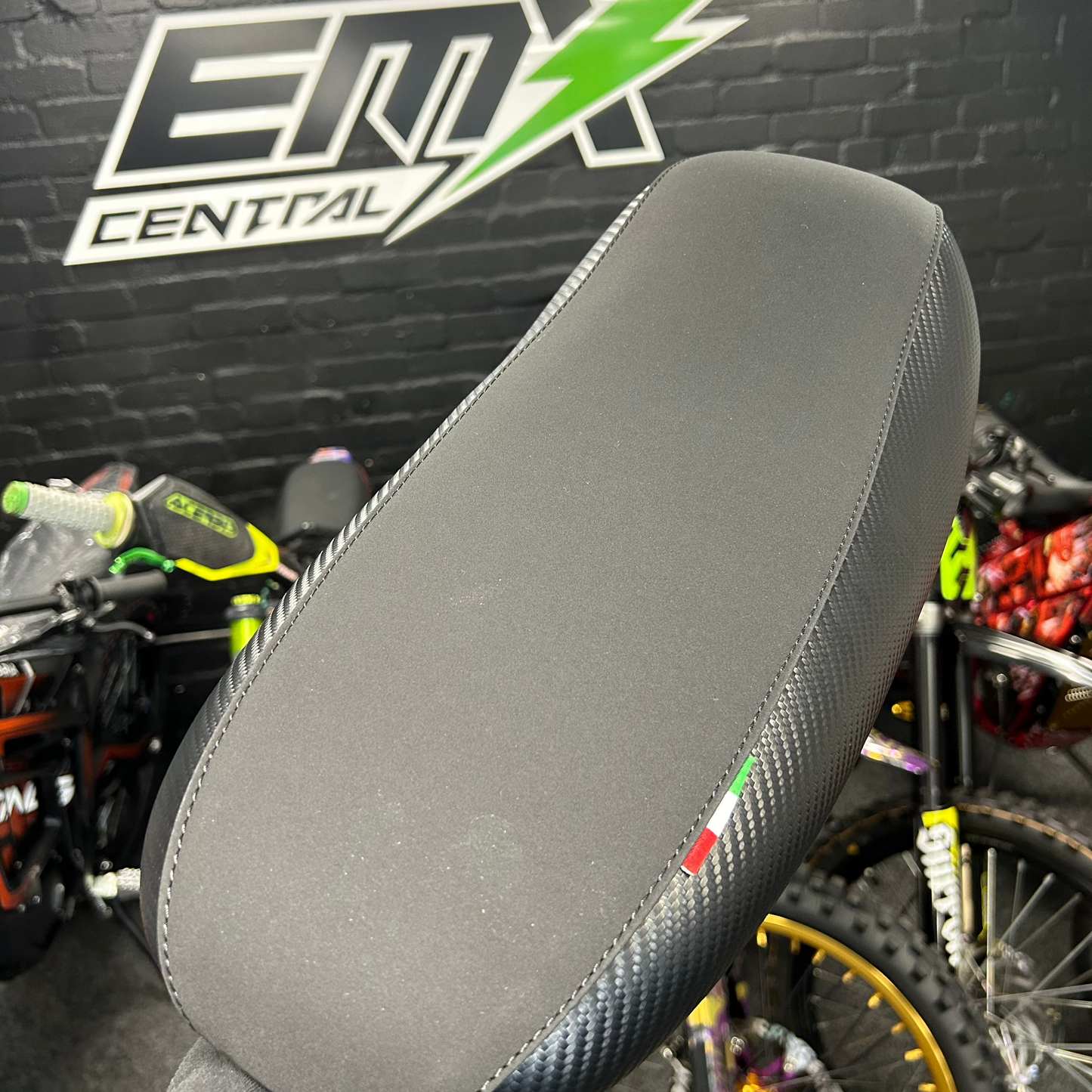 Light Bee Seat