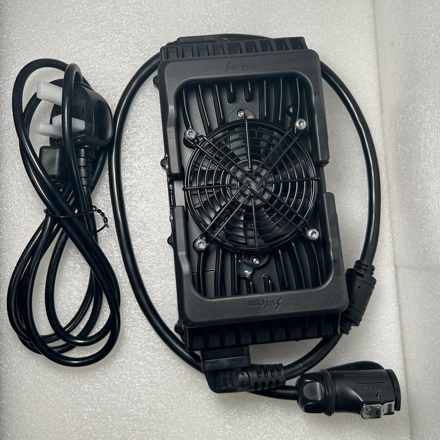 Ultra Bee charger