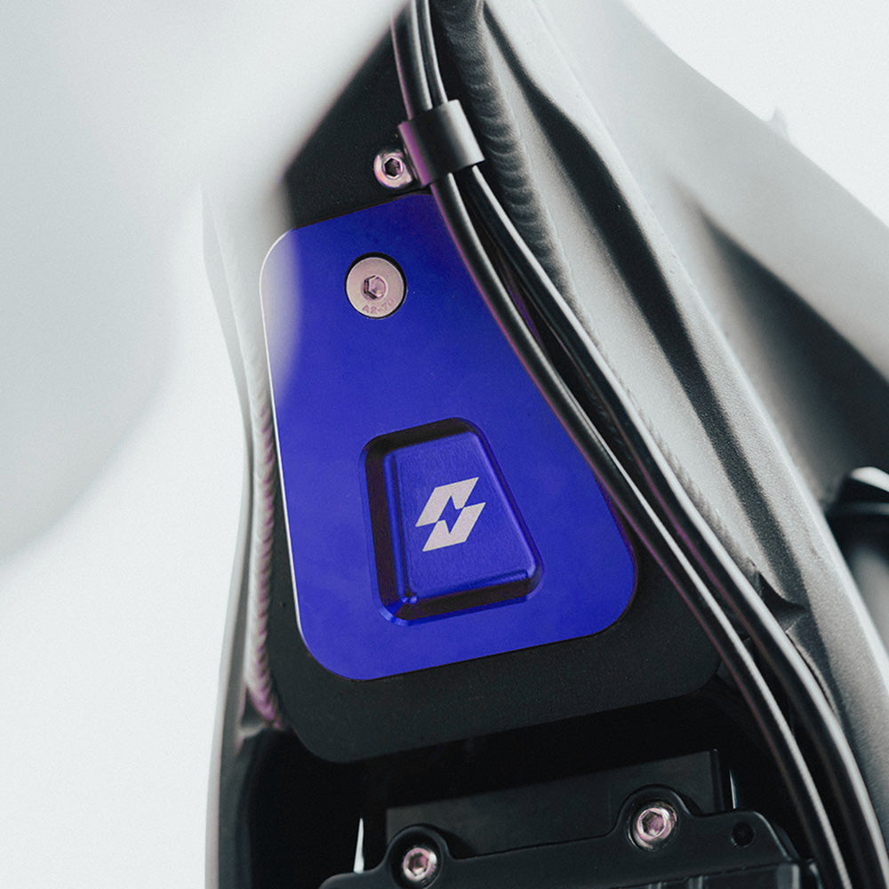 Horn Delete Airtag™ Mount 3