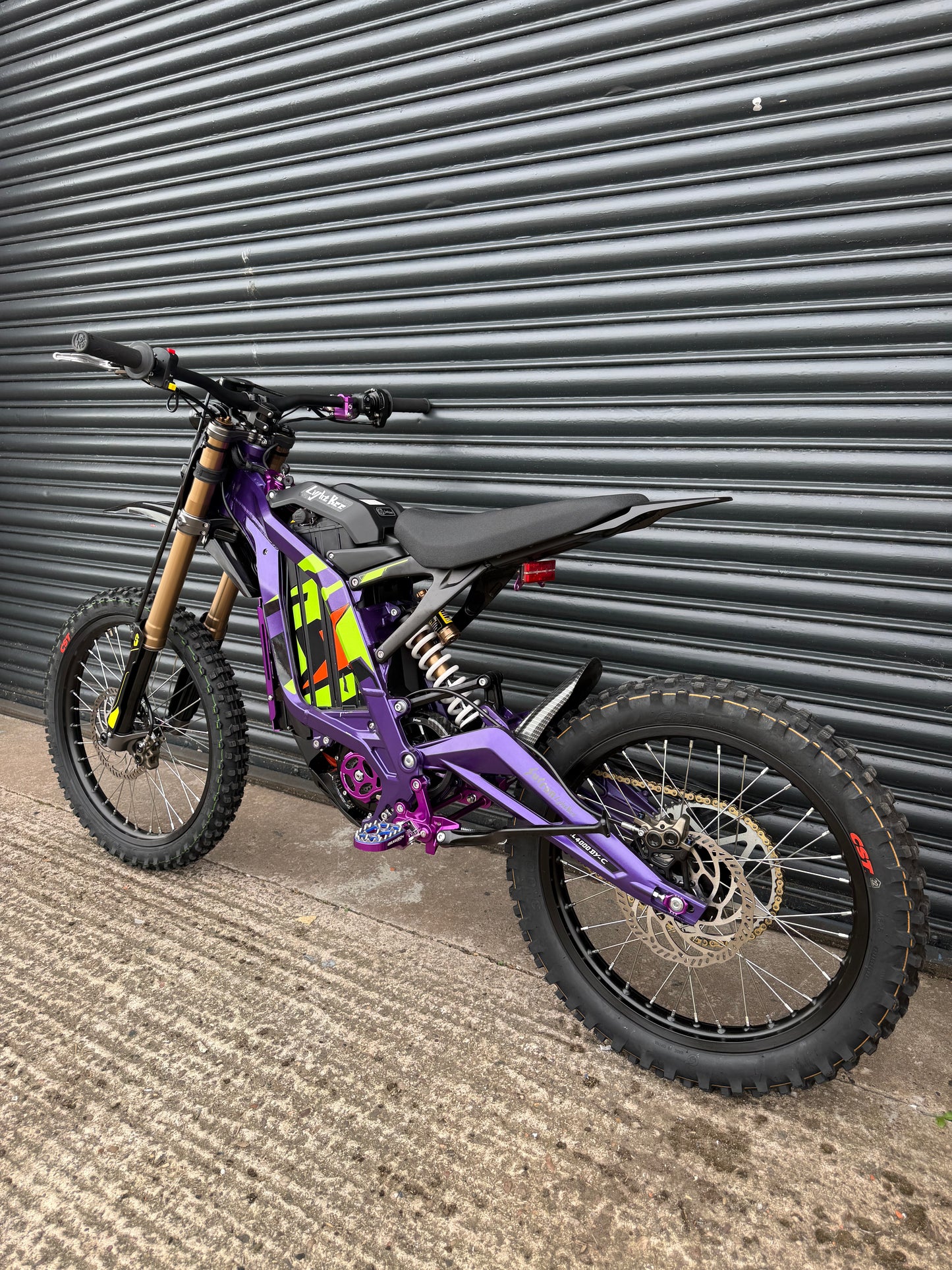 2026 Surron Light bee